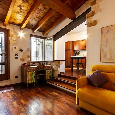 La Terrazza Apartment - Smart Holiday Mantova Exterior photo